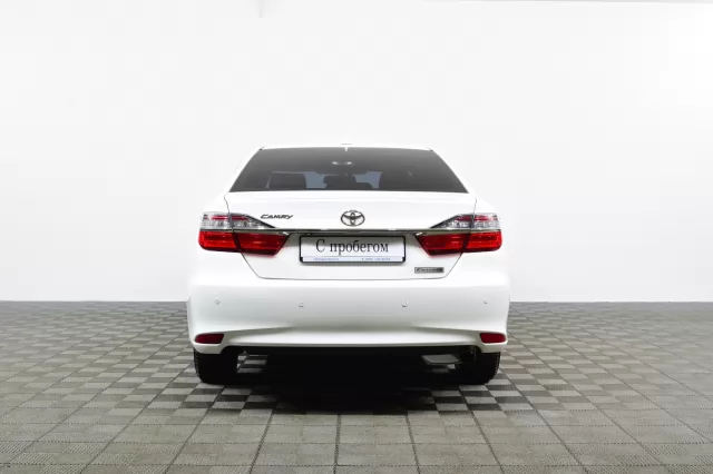 Toyota Camry 2016