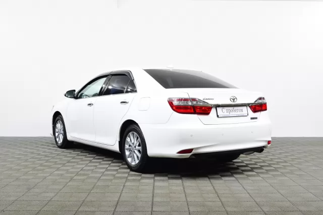 Toyota Camry 2016