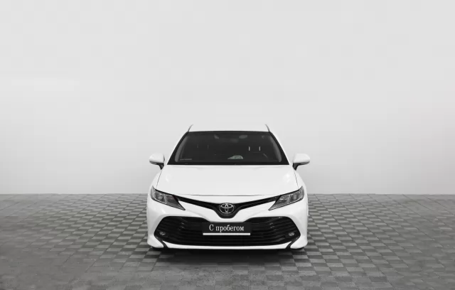 Toyota Camry 2021