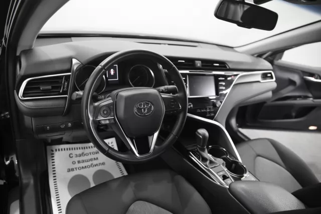 Toyota Camry 2018
