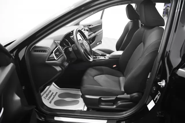 Toyota Camry 2018