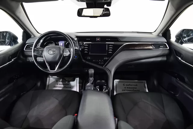 Toyota Camry 2020
