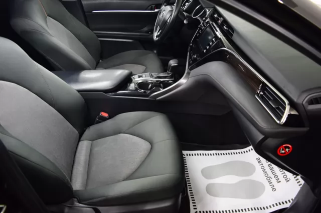 Toyota Camry 2020