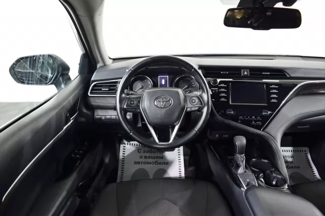 Toyota Camry 2020