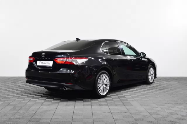 Toyota Camry 2020