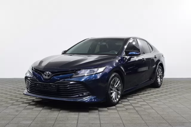 Toyota Camry 2021