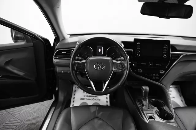 Toyota Camry 2020
