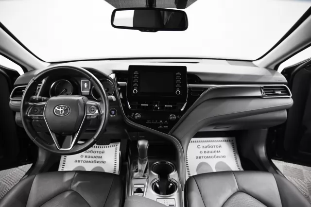 Toyota Camry 2020