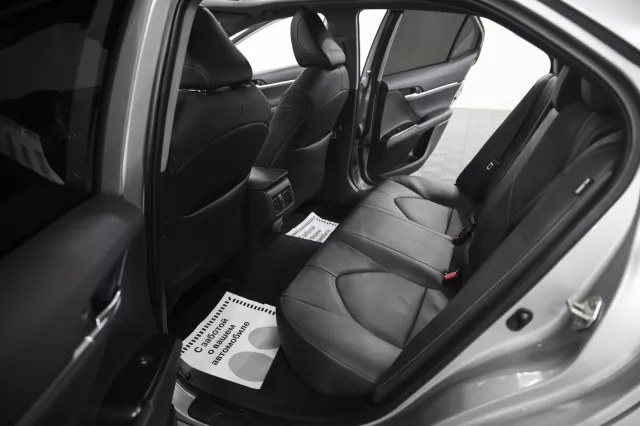 Toyota Camry 2020
