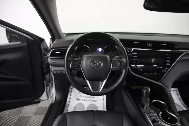 Toyota Camry 2020