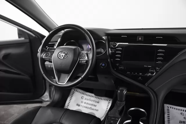 Toyota Camry 2020
