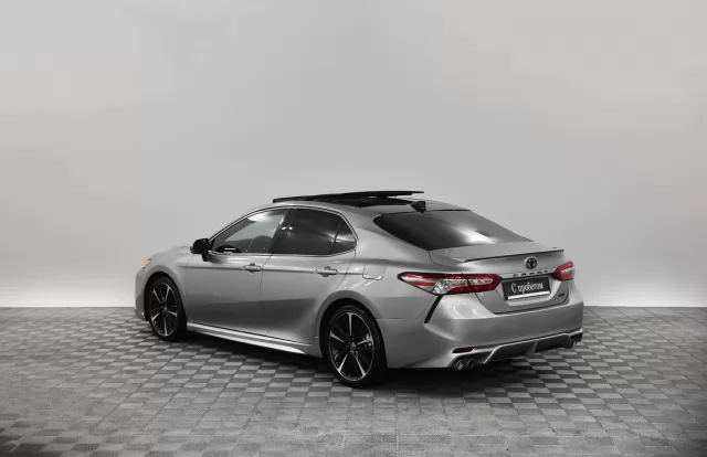 Toyota Camry 2020