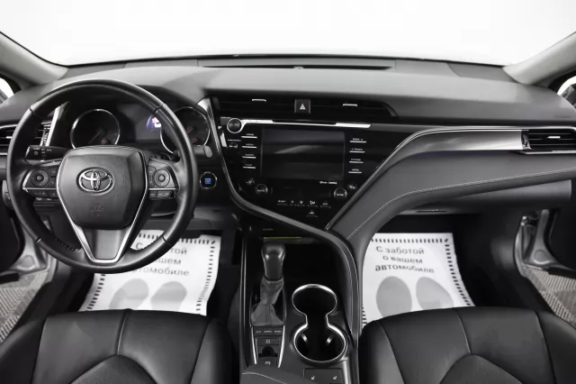 Toyota Camry 2020