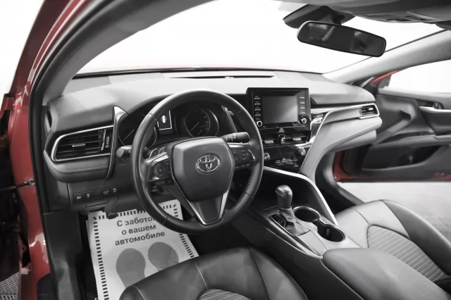 Toyota Camry 2020
