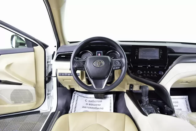 Toyota Camry 2020