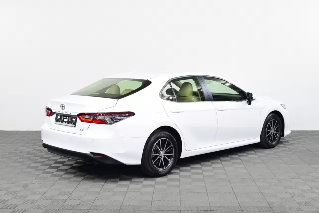 Toyota Camry 2020