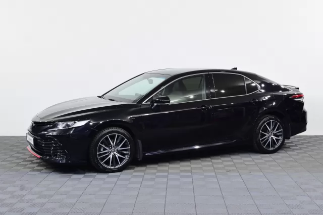 Toyota Camry 2021