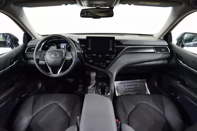 Toyota Camry 2020