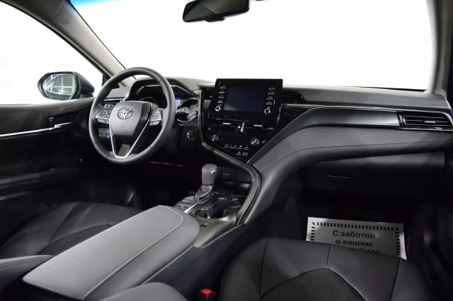 Toyota Camry 2020