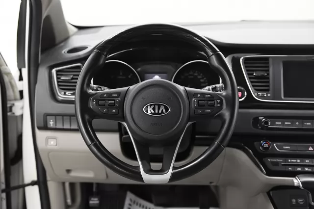 Kia Carnival 2021