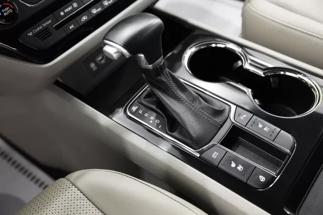 Kia Carnival 2021