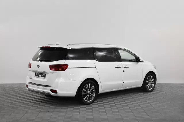Kia Carnival 2021