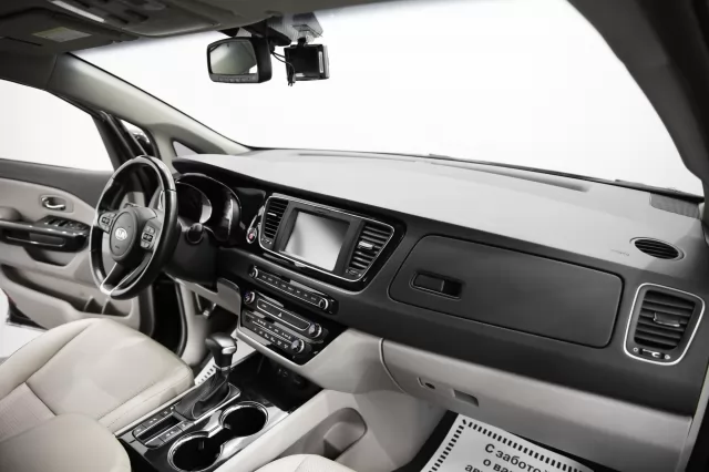 Kia Carnival 2020