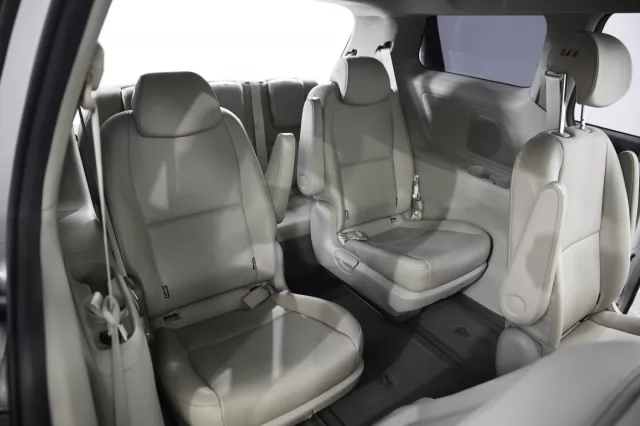 Kia Carnival 2021