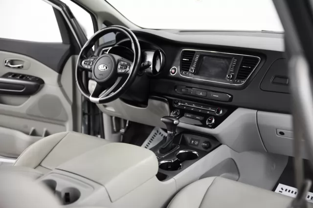 Kia Carnival 2021