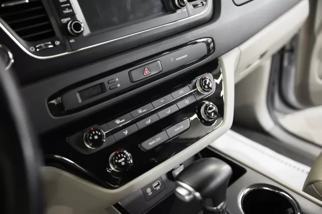 Kia Carnival 2021