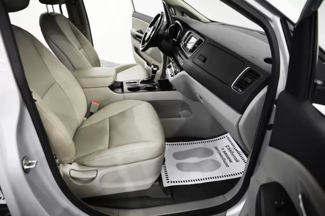 Kia Carnival 2021