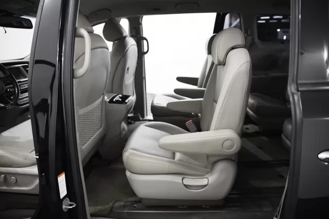 Kia Carnival 2014