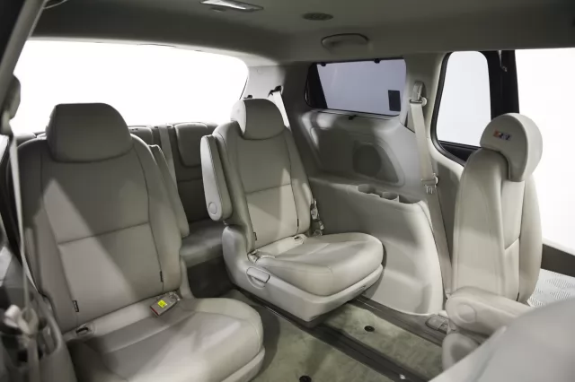 Kia Carnival 2014