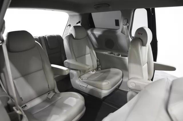 Kia Carnival 2021