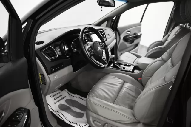 Kia Carnival 2016