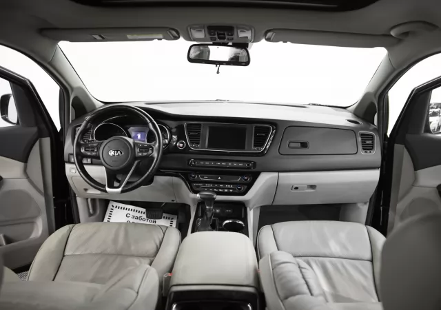 Kia Carnival 2016