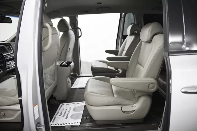 Kia Carnival 2019
