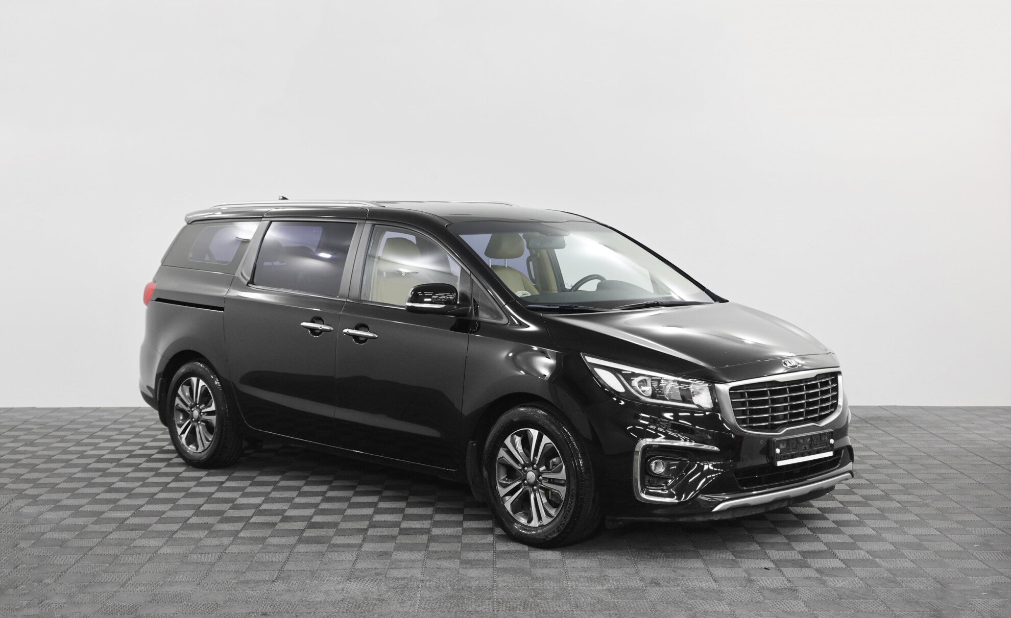 Kia Carnival 2015