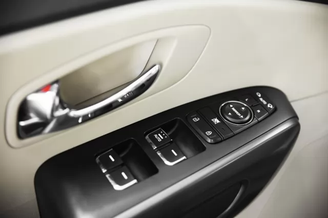 Kia Carnival 2015