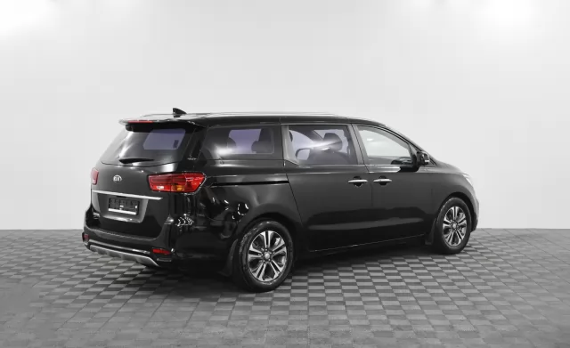 Kia Carnival 2015