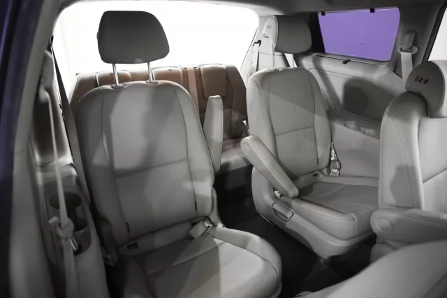 Kia Carnival 2021