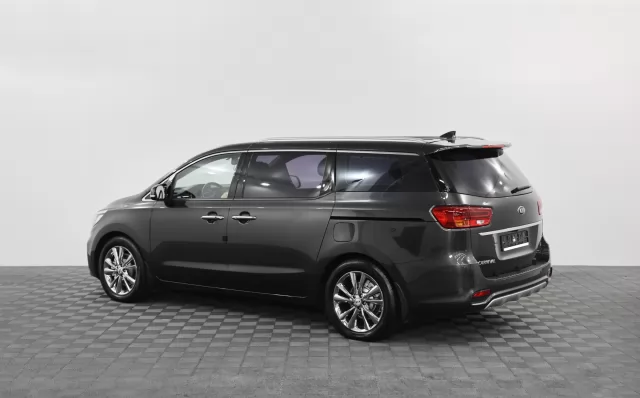 Kia Carnival 2021