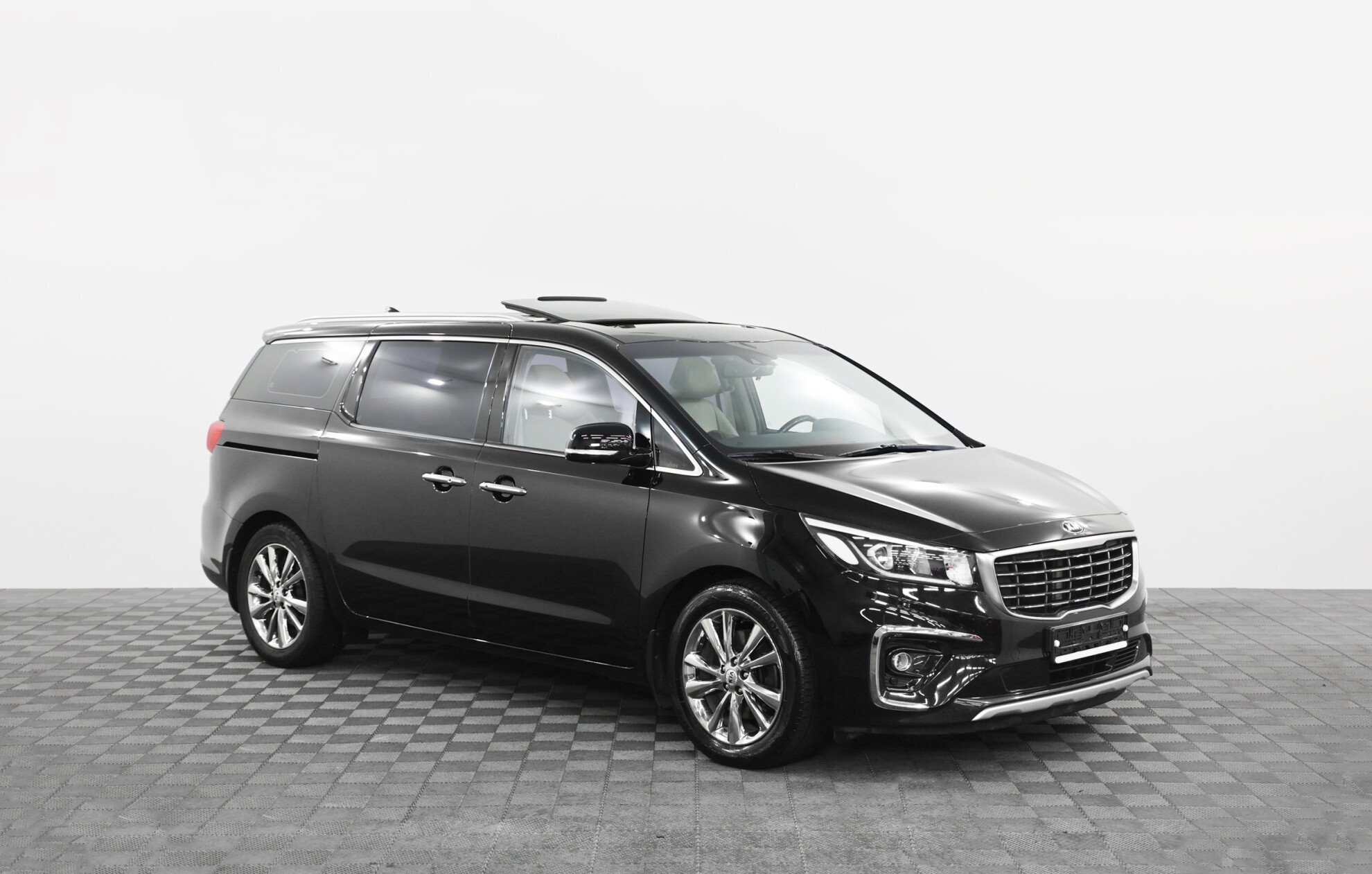 Kia Carnival 2016