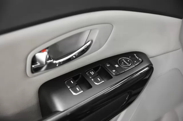Kia Carnival 2016