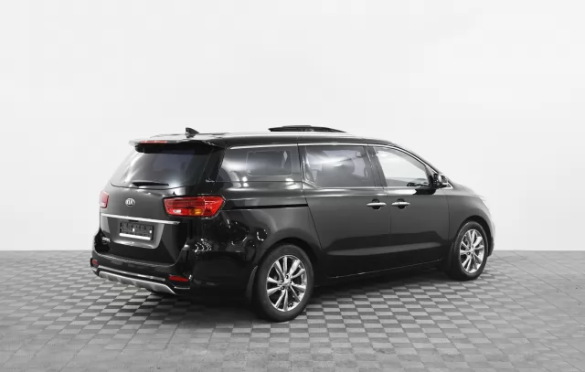 Kia Carnival 2016