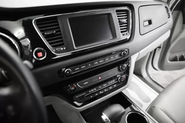 Kia Carnival 2017