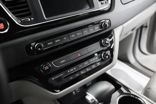Kia Carnival 2017