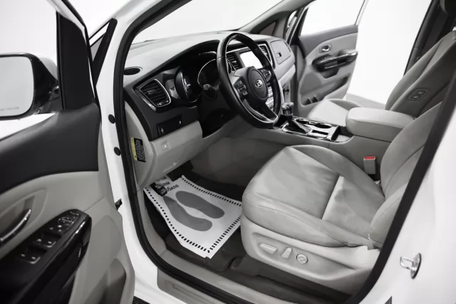 Kia Carnival 2017