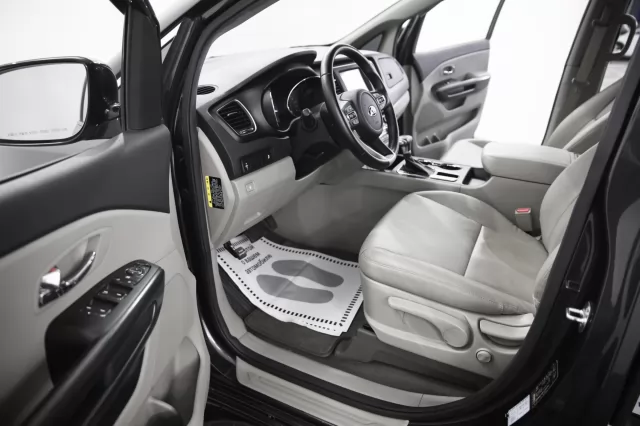 Kia Carnival 2014