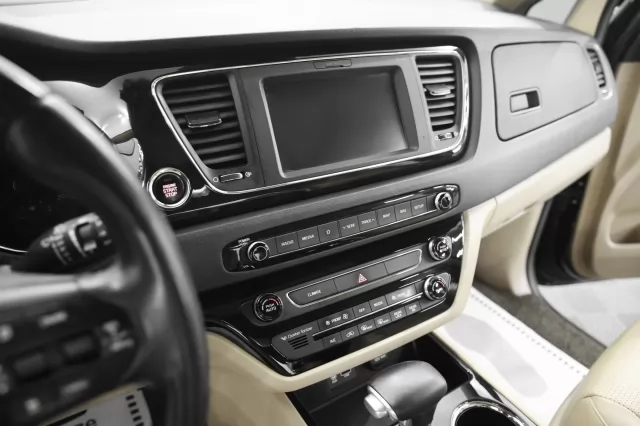 Kia Carnival 2014